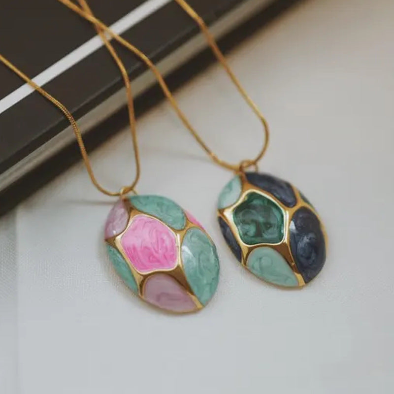 18k Gold-plated Clavicle Chain With A Stainless Steel Oil-drop Oval Pendant